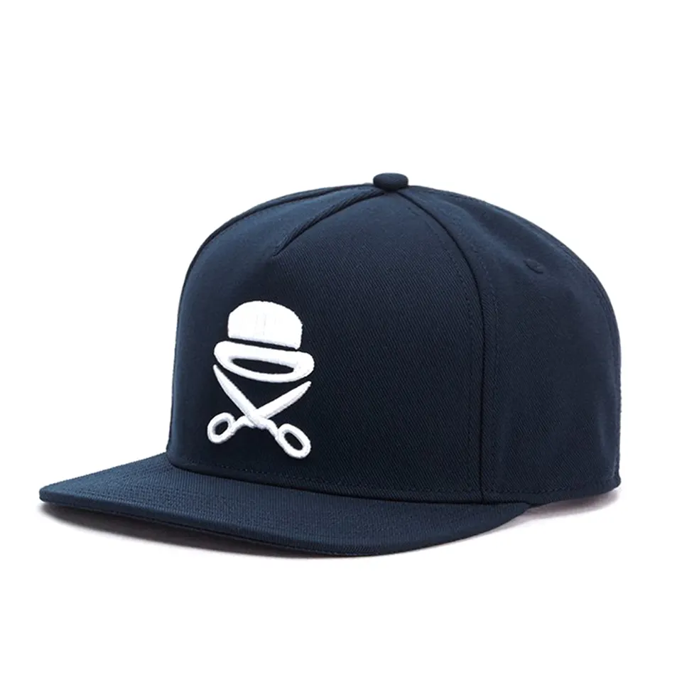 embroidered logo black and white snapback